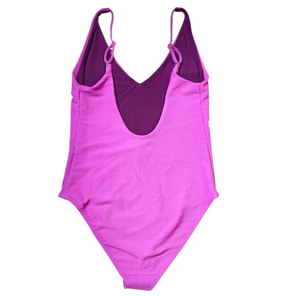 Beach Riot Reese Scoopback One-Piece Swimsuit - Picture 7 of 15